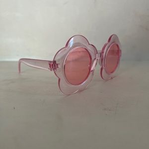 Pink flower shaped sunglasses